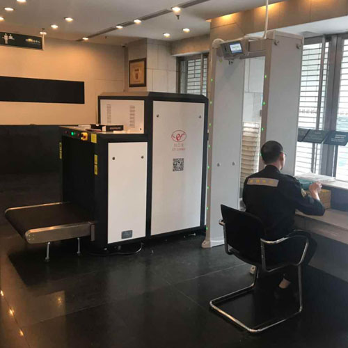 安檢機(jī)的應(yīng)用